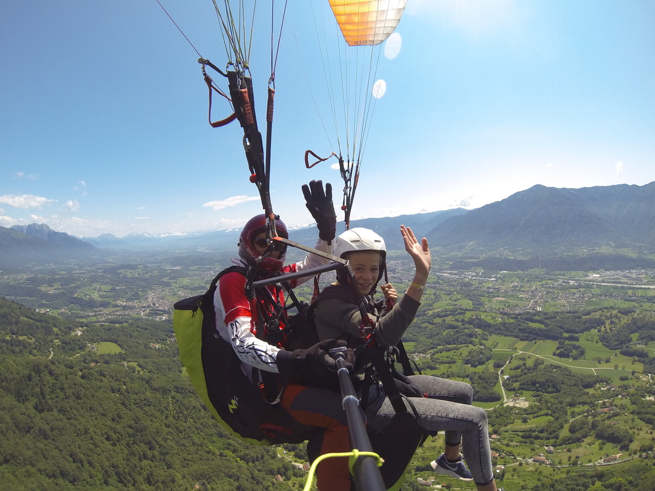 Tandemvlucht in de bergen